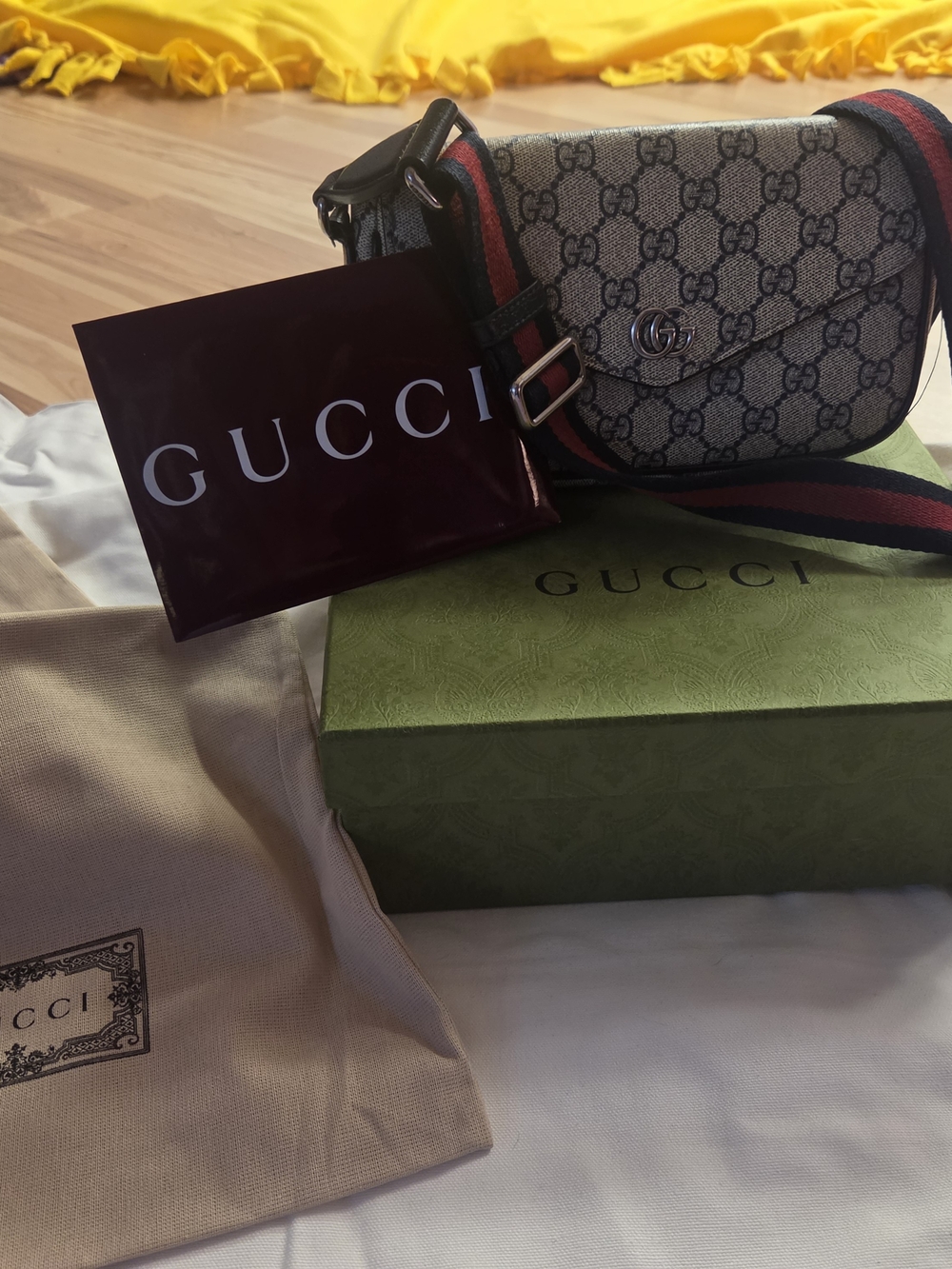 Gucci Beige GG Supreme Phone Case with Red and Blue Web Strap